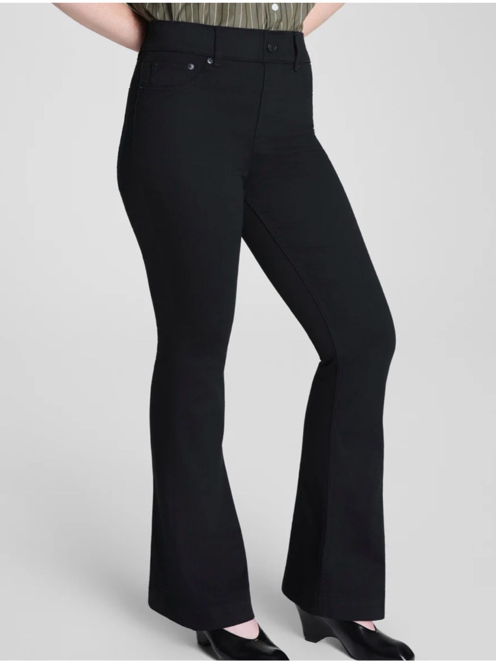 SPANX EveryWear Pull-On Flare Jeans Black Size M